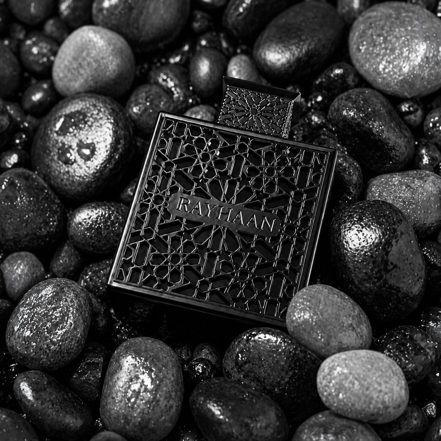 https://cdn.shopify.com/s/files/1/0589/3849/0927/files/3Obsidian.jpg?v=1780927397